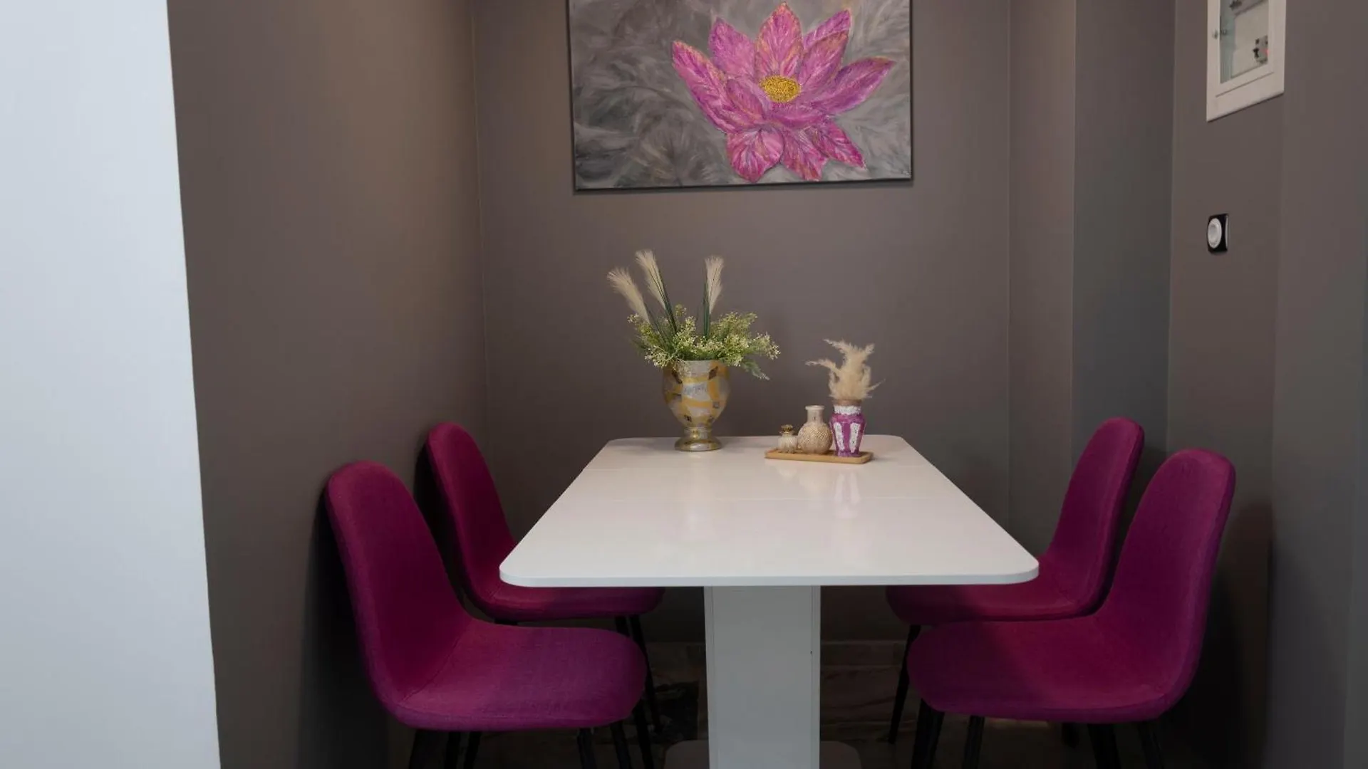 Thessaloniki Luxe Suite, Chrysa'S Private Getaway アパート